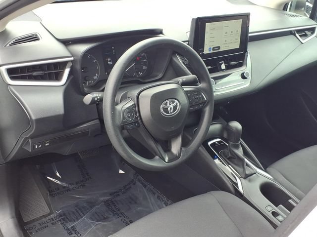 Certified 2025 Toyota Corolla LE FWD image 17