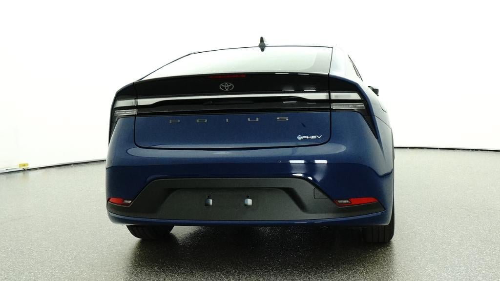 New 2026 Toyota Prius Plug-In Hybrid FWD image 23
