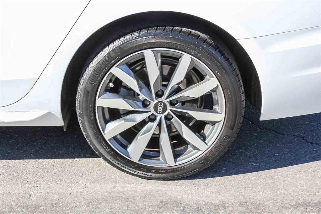 Used 2022 Audi A4 2.0T Premium Plus w/ Premium Plus Package image 10