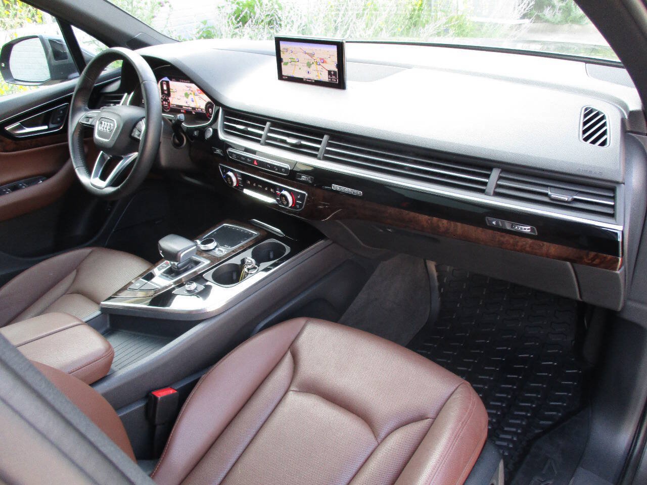 Used 2018 Audi Q7 3.0T Prestige w/ Prestige Package AWD/4WD image 26