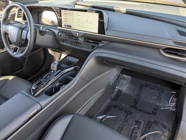 Certified 2026 Toyota Crown XLE image 21