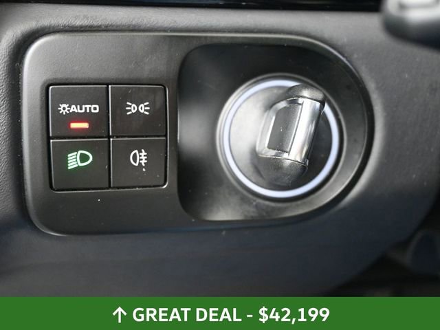 Used 2022 Porsche Cayenne image 26