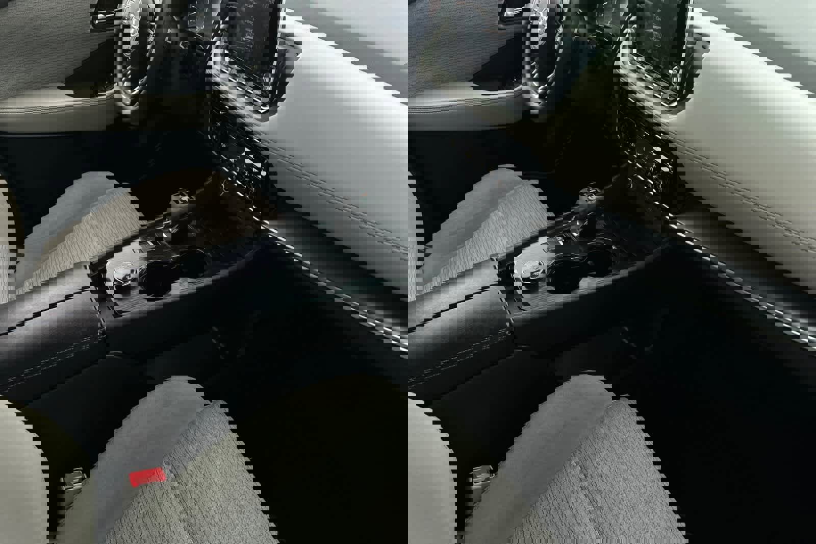 Used 2021 Nissan Rogue SV image 17