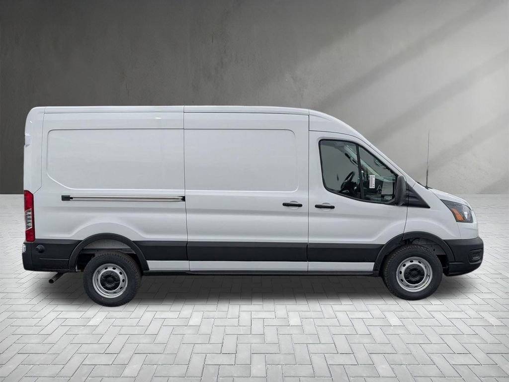 New 2026 Ford Transit 250 148 Medium Roof w/ Load Area Protection Package RWD image 8
