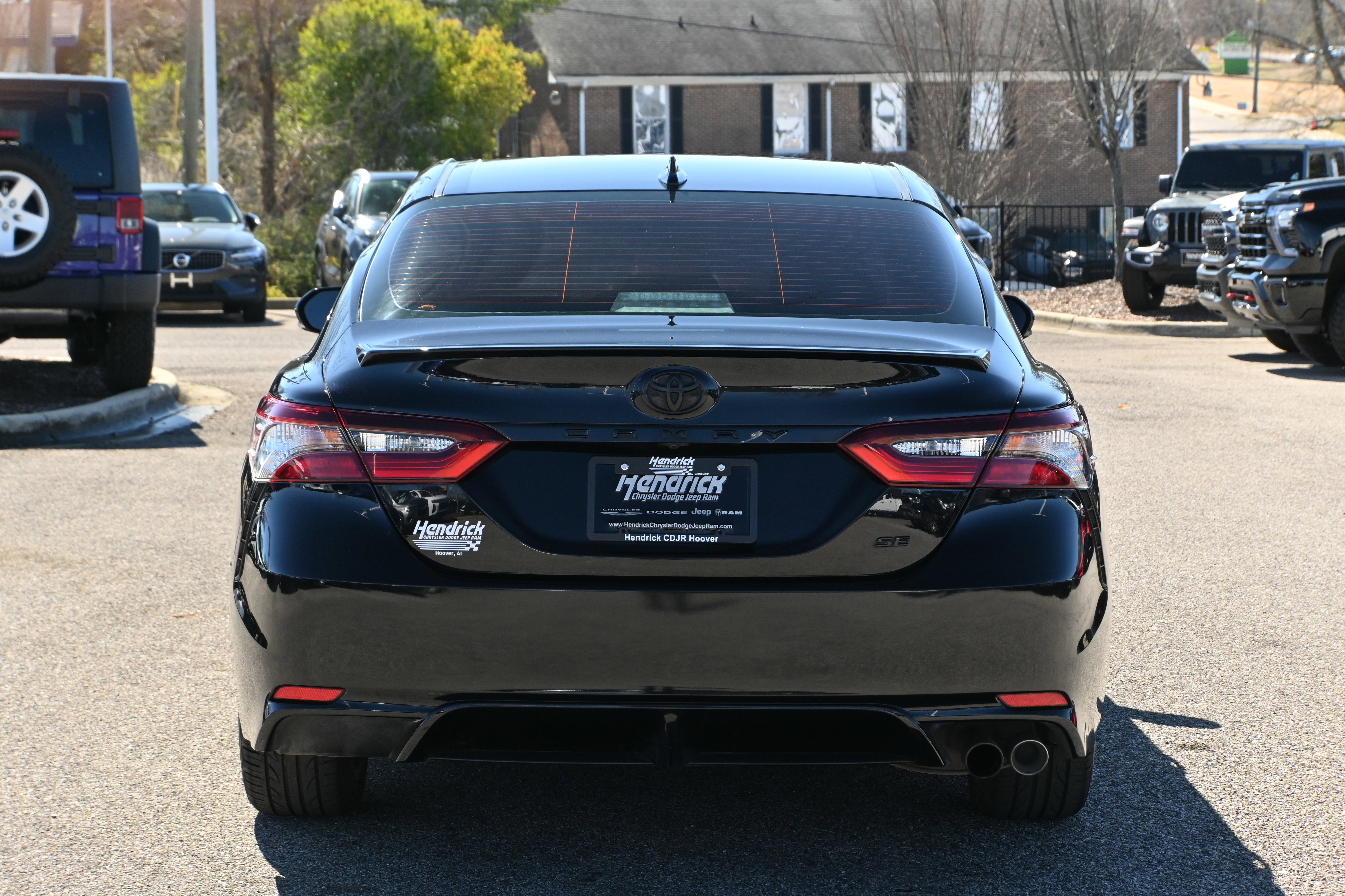 Used 2021 Toyota Camry SE w/ Convenience Package image 12