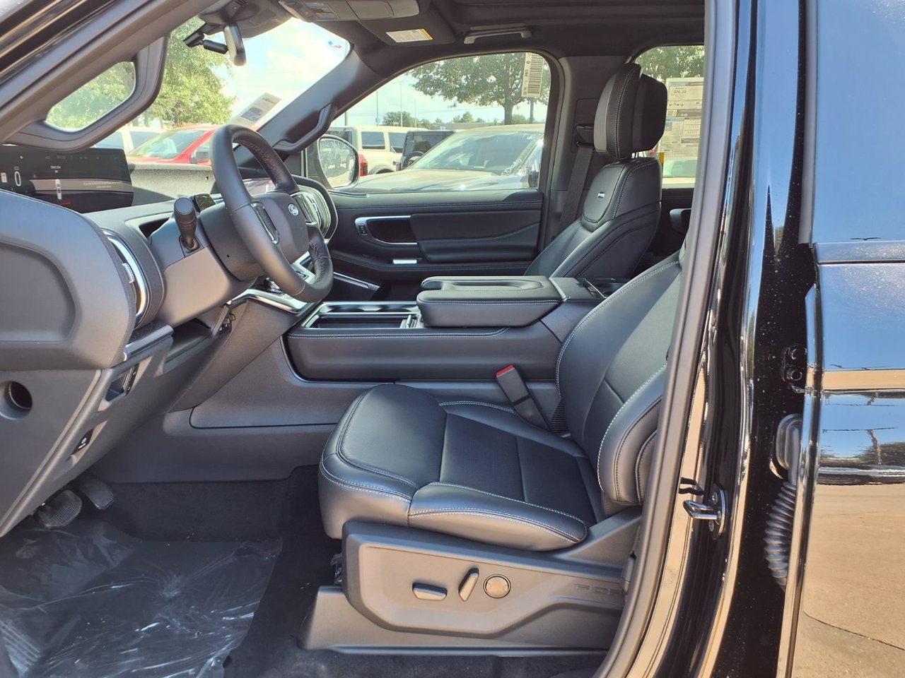 New 2027 Ford Expedition Max Platinum w/ Stealth Appearance Package RWD image 20