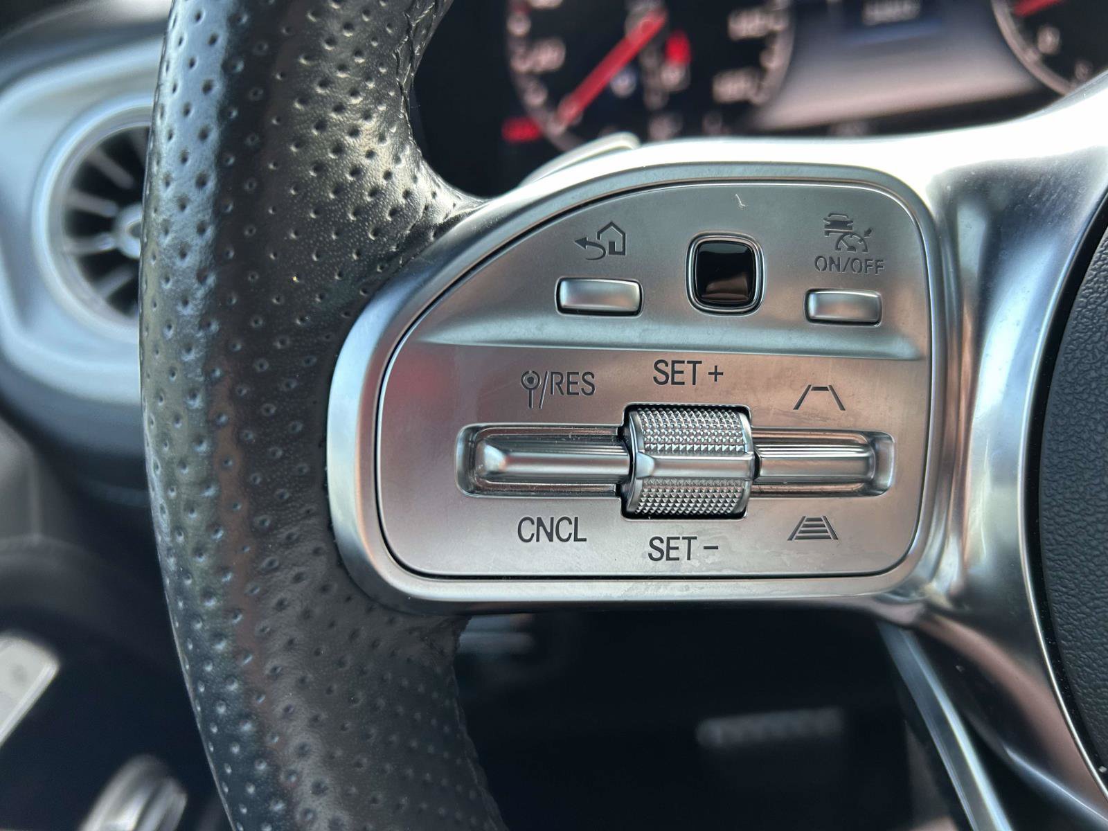 Certified 2023 Mercedes-Benz G 550 image 27
