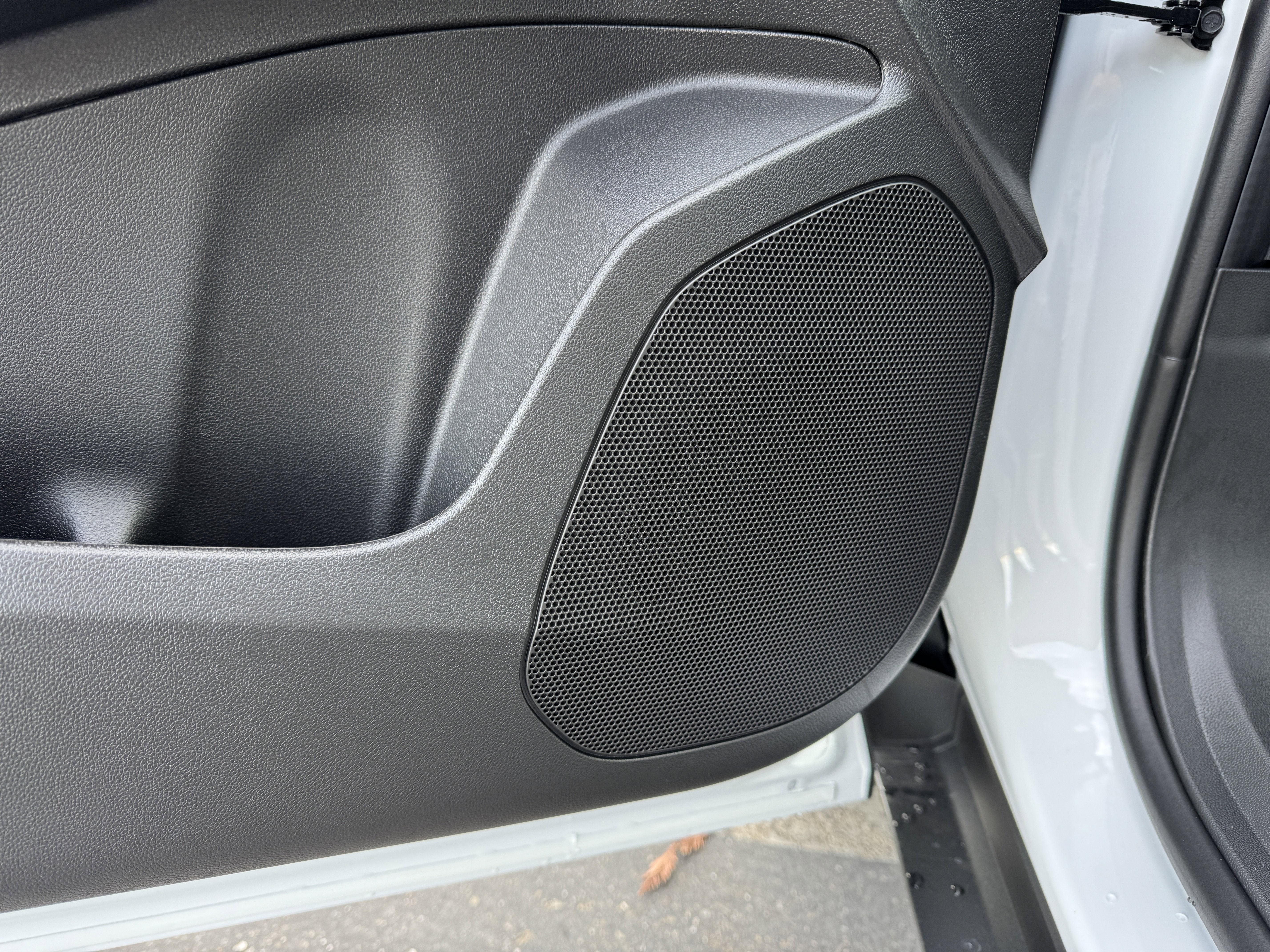 New 2026 Chevrolet Trax LT w/ Driver Confidence Package image 12