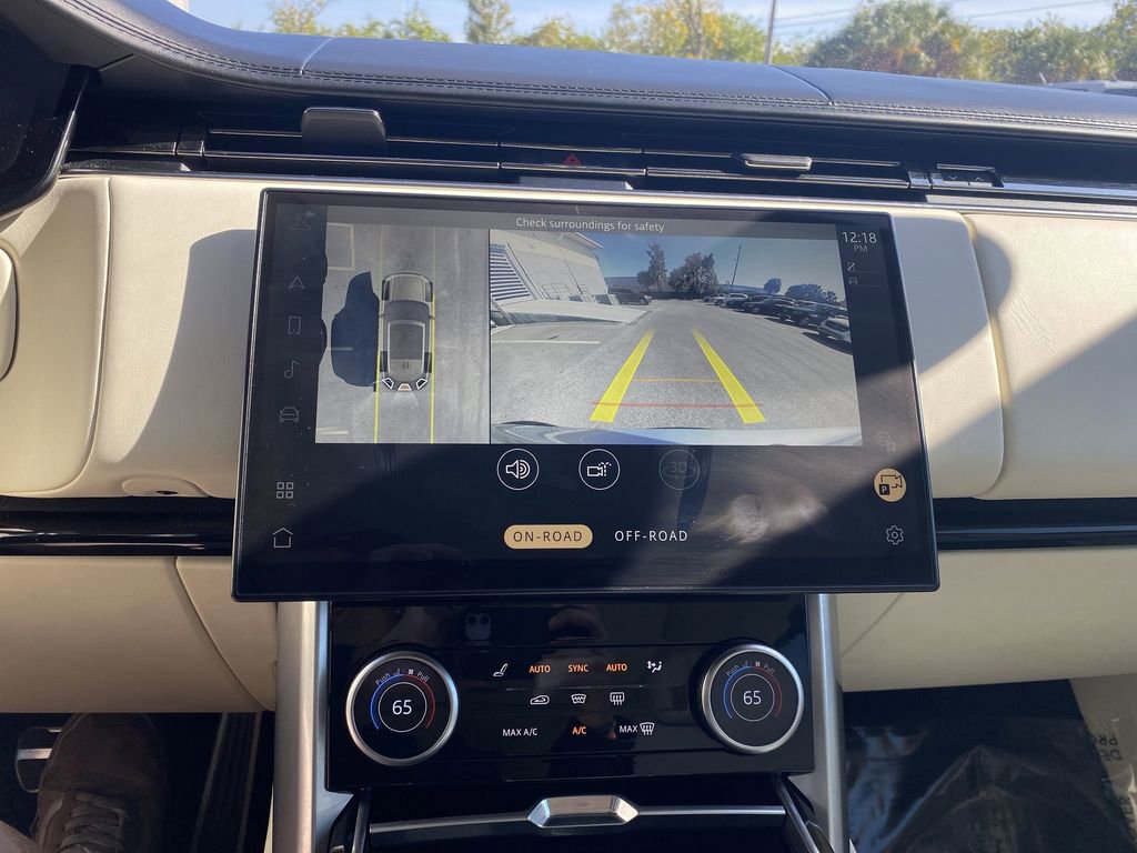 Used 2023 Land Rover Range Rover SE image 6