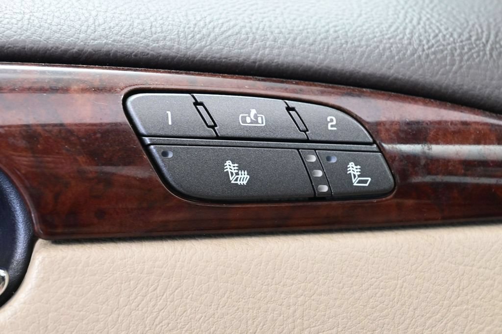 Used 2008 Buick Lucerne CXL w/ Ultra Confidence Package FWD image 29