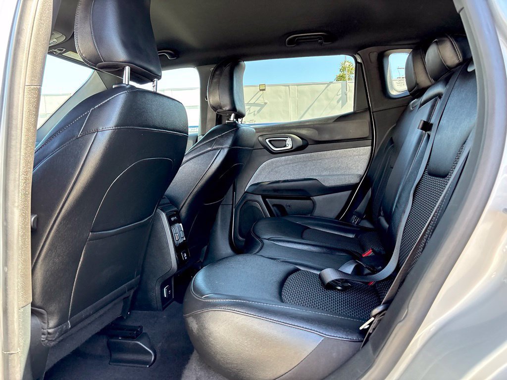 Certified 2024 Jeep Compass Latitude AWD/4WD image 19