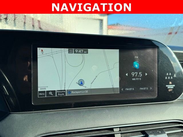 Used 2021 Hyundai Palisade Calligraphy image 3