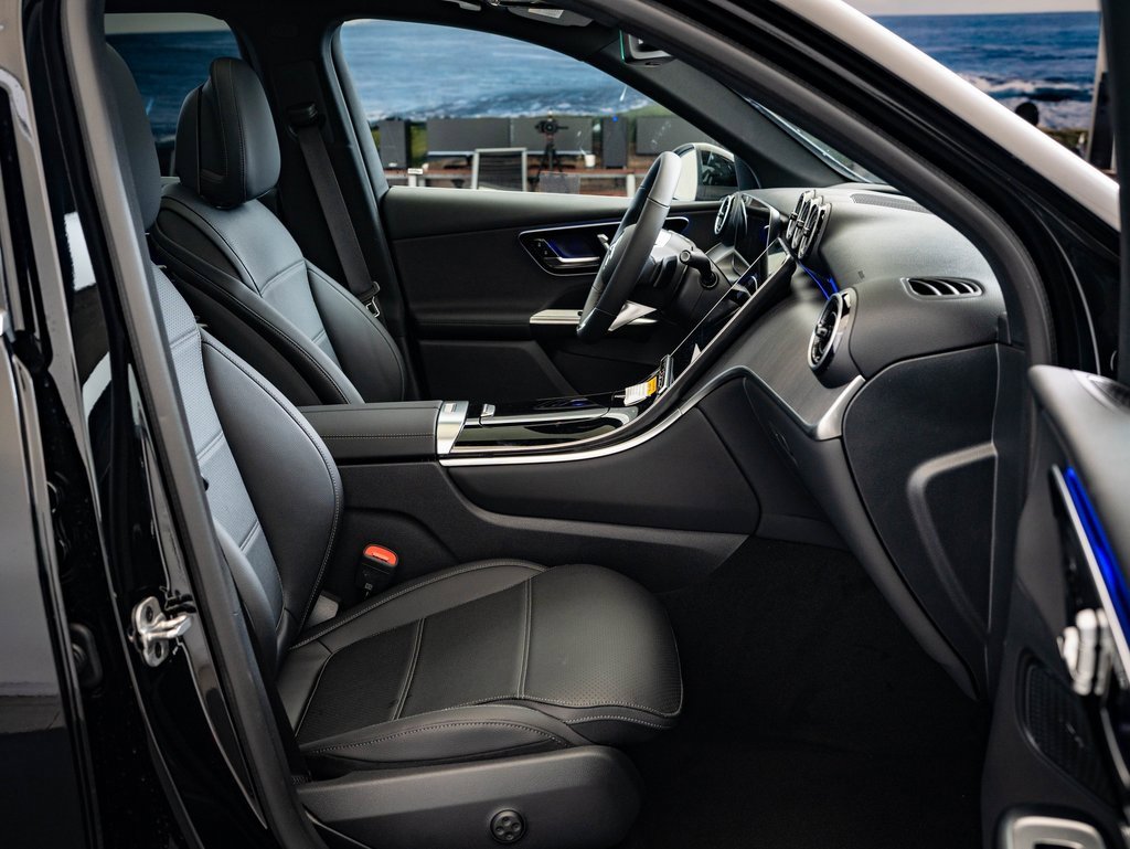 New 2026 Mercedes-Benz GLC 300 4MATIC image 21
