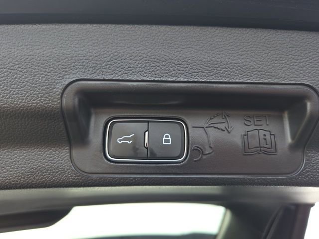 Certified 2023 Ford Explorer XLT w/ Equipment Group 202A image 16