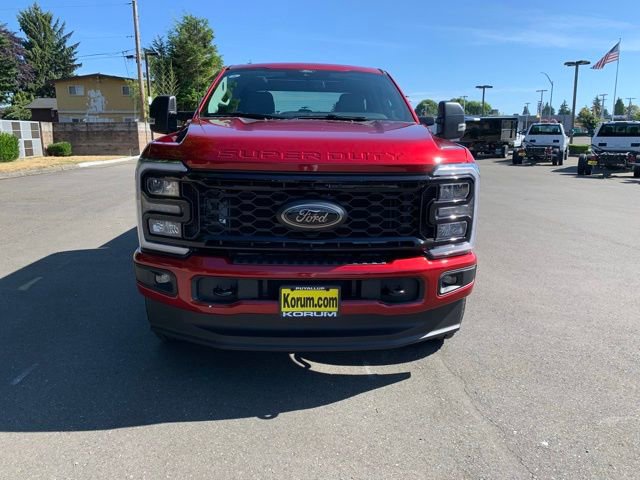 New 2025 Ford F350 XLT w/ Black Appearance Package image 10