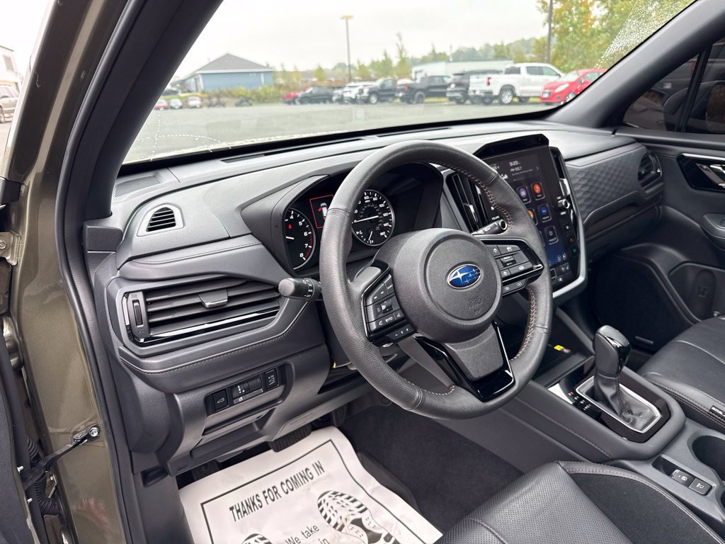 Used 2025 Subaru Forester Touring AWD/4WD image 26
