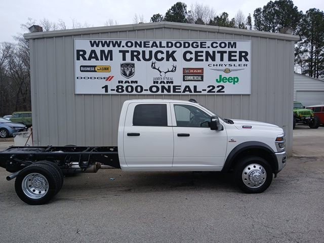 New 2026 RAM 4500 Tradesman w/ Chrome Appearance Group AWD/4WD image 2