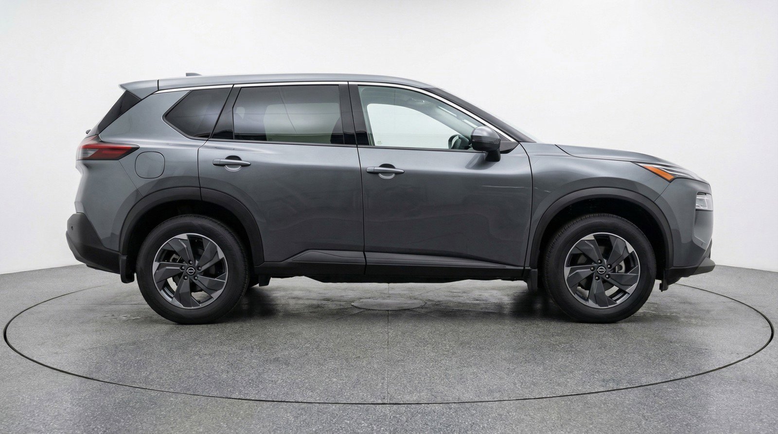 Used 2025 Nissan Rogue SV AWD/4WD image 11