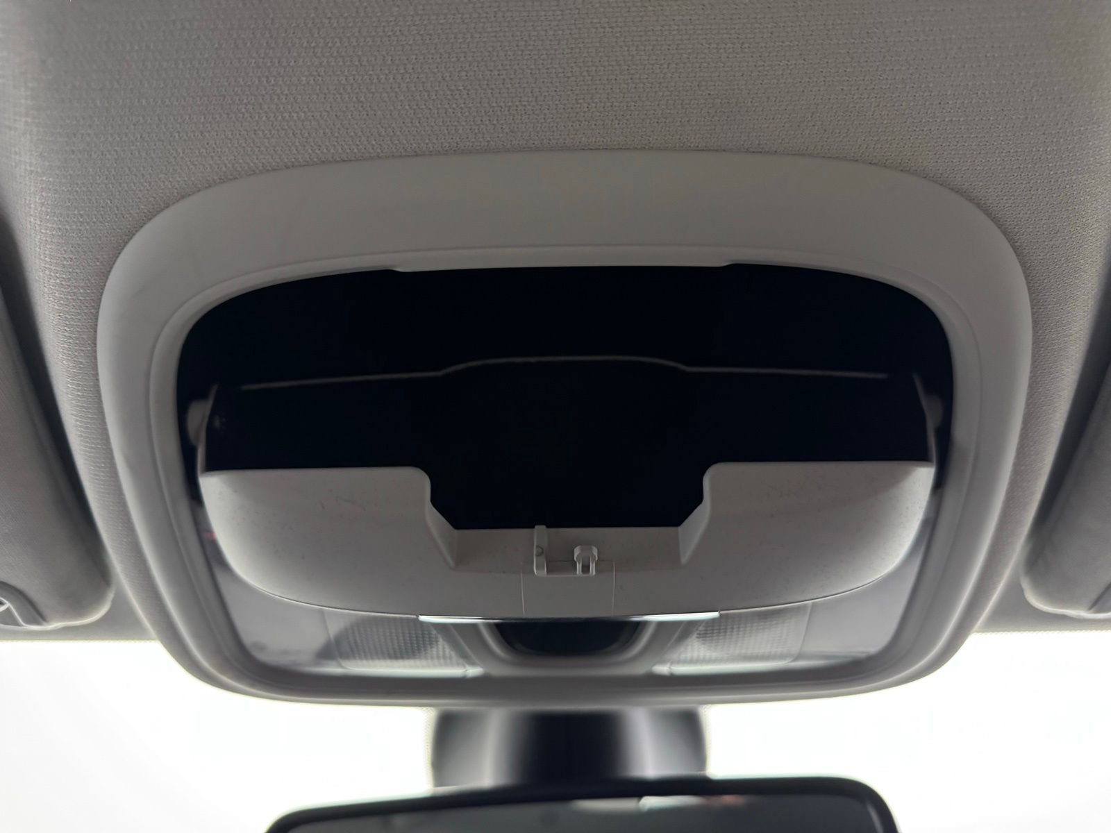 Used 2019 Jeep Cherokee Latitude Plus w/ Comfort/Convenience Group image 26