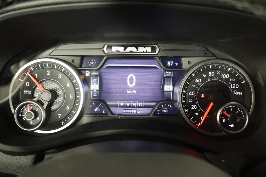 New 2026 RAM 2500 Big Horn AWD/4WD image 11