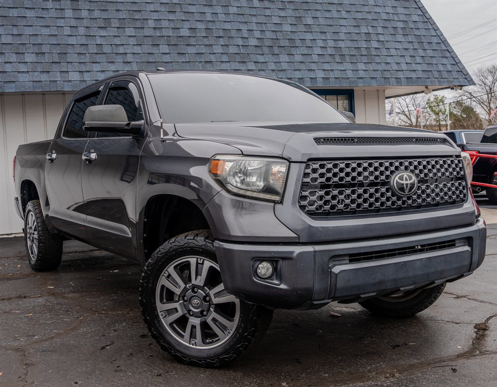 Used 2018 Toyota Tundra SR5 w/ SR5 Upgrade Package image 7