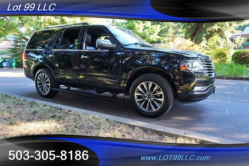 Used 2017 Lincoln Navigator Select AWD/4WD image 7