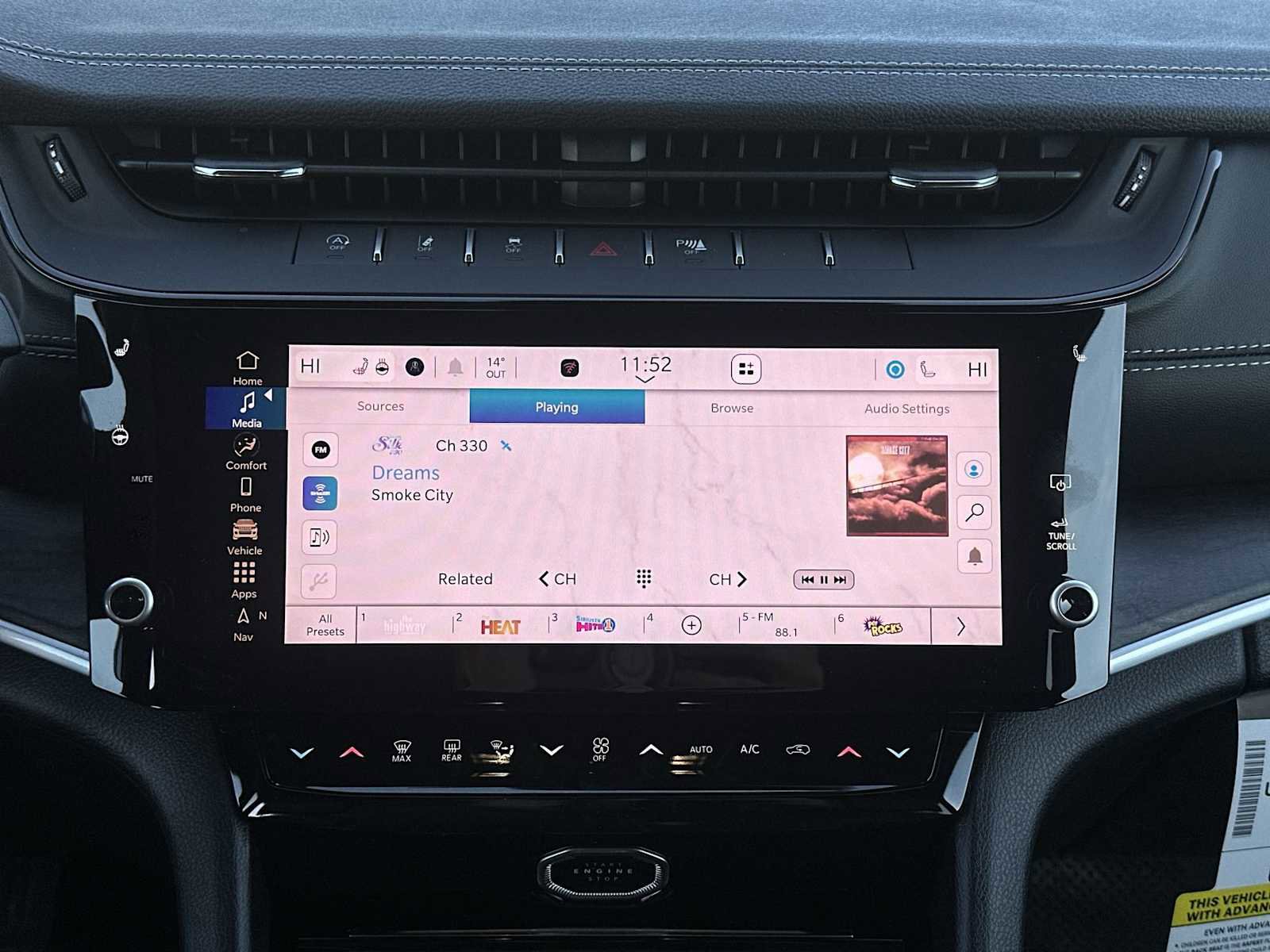 New 2026 Jeep Grand Cherokee Altitude image 12