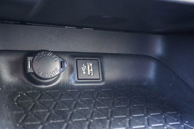 Used 2024 Toyota RAV4 LE AWD/4WD image 22