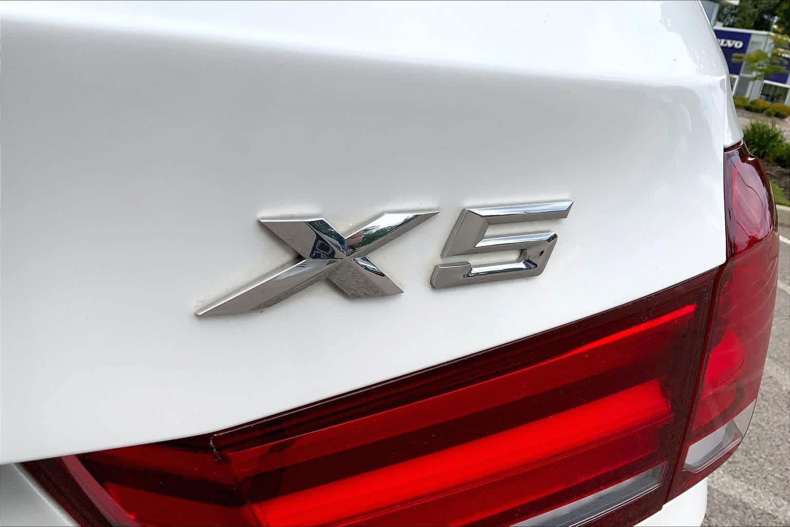 Used 2015 BMW X5 xDrive35i AWD/4WD image 9