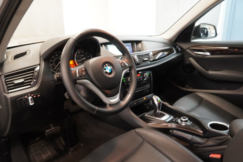 Used 2015 BMW X1 xDrive28i image 7