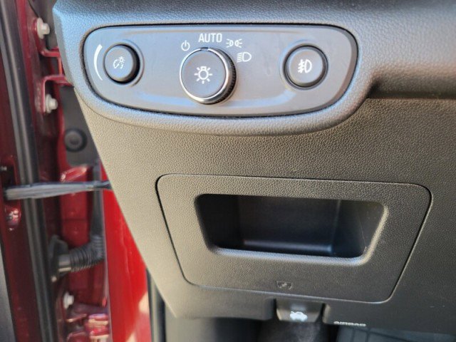 Used 2023 Chevrolet TrailBlazer RS w/ Sun and Liftgate Package FWD image 19
