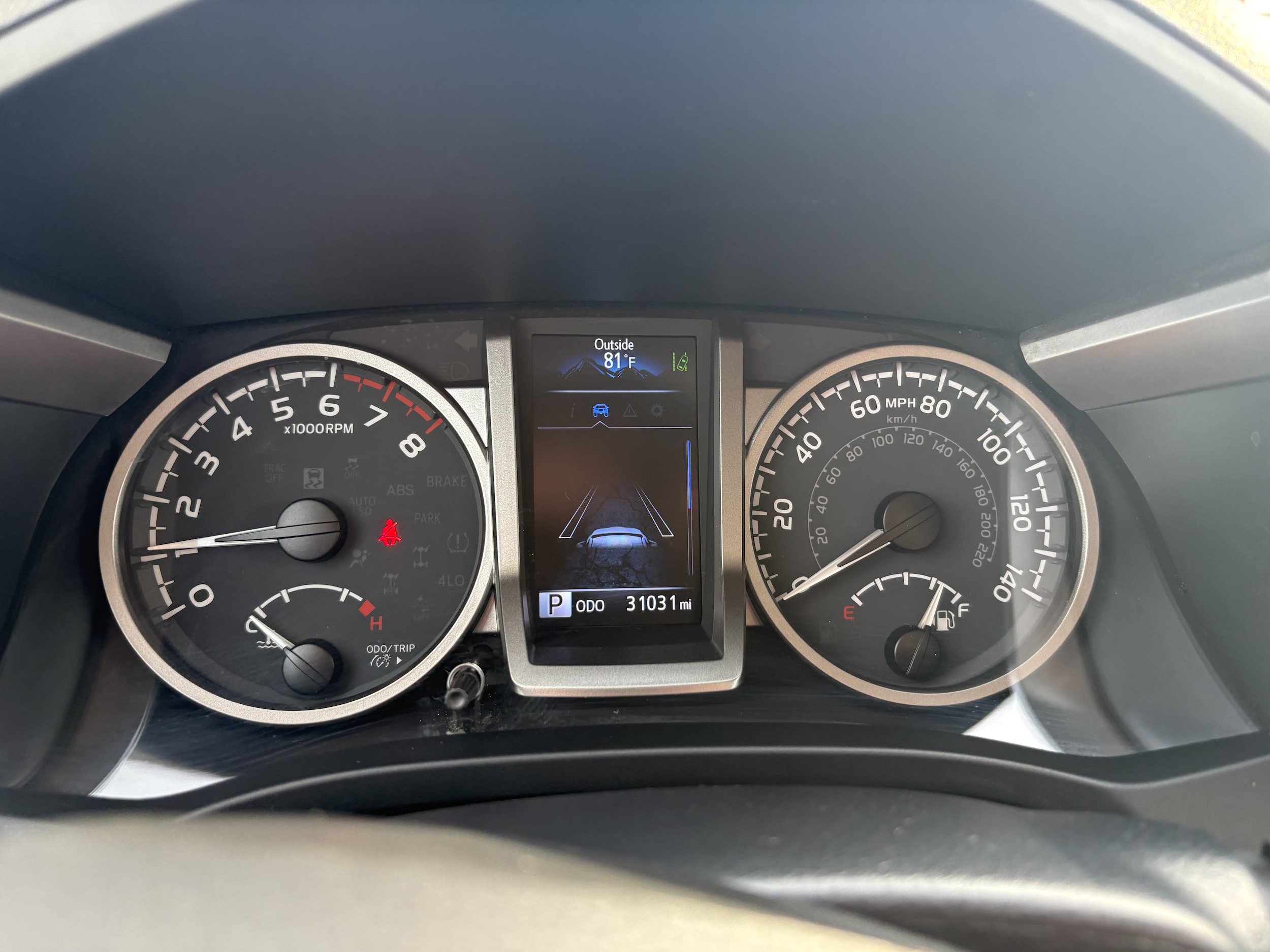 Used 2023 Toyota Tacoma SR5 AWD/4WD image 3