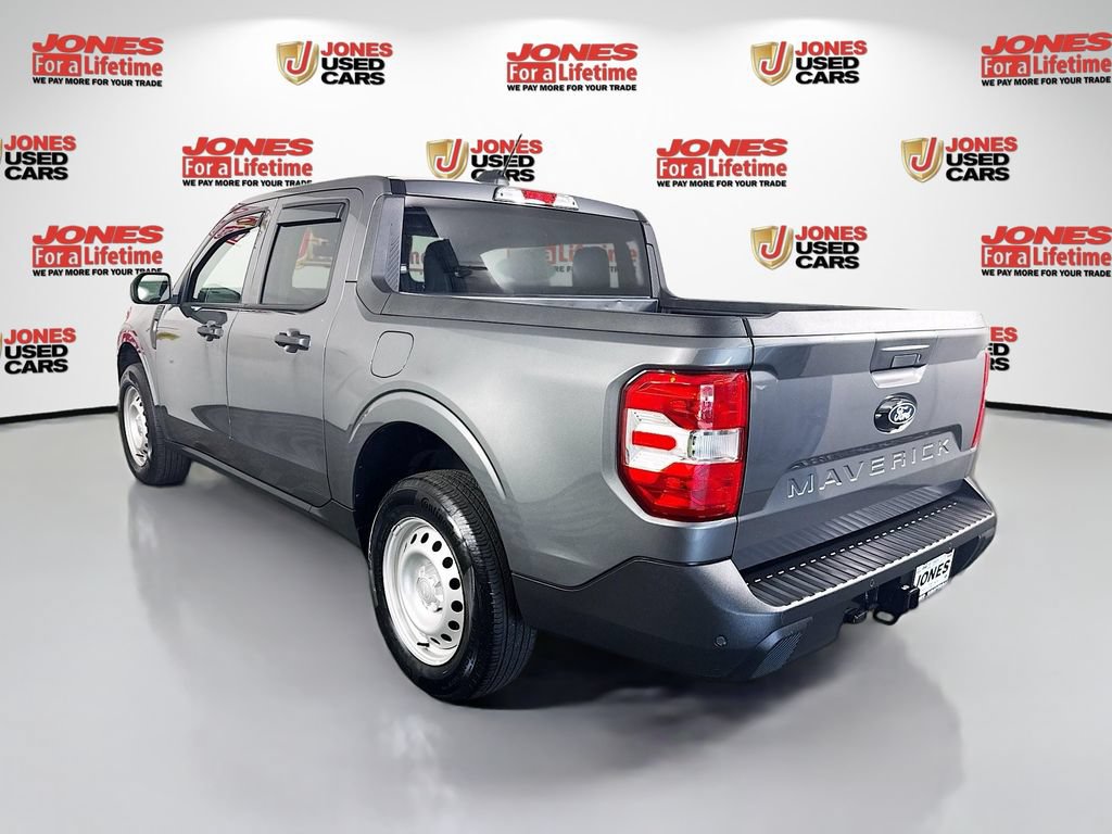 Used 2025 Ford Maverick XL w/ Equipment Group 102A AWD/4WD image 2