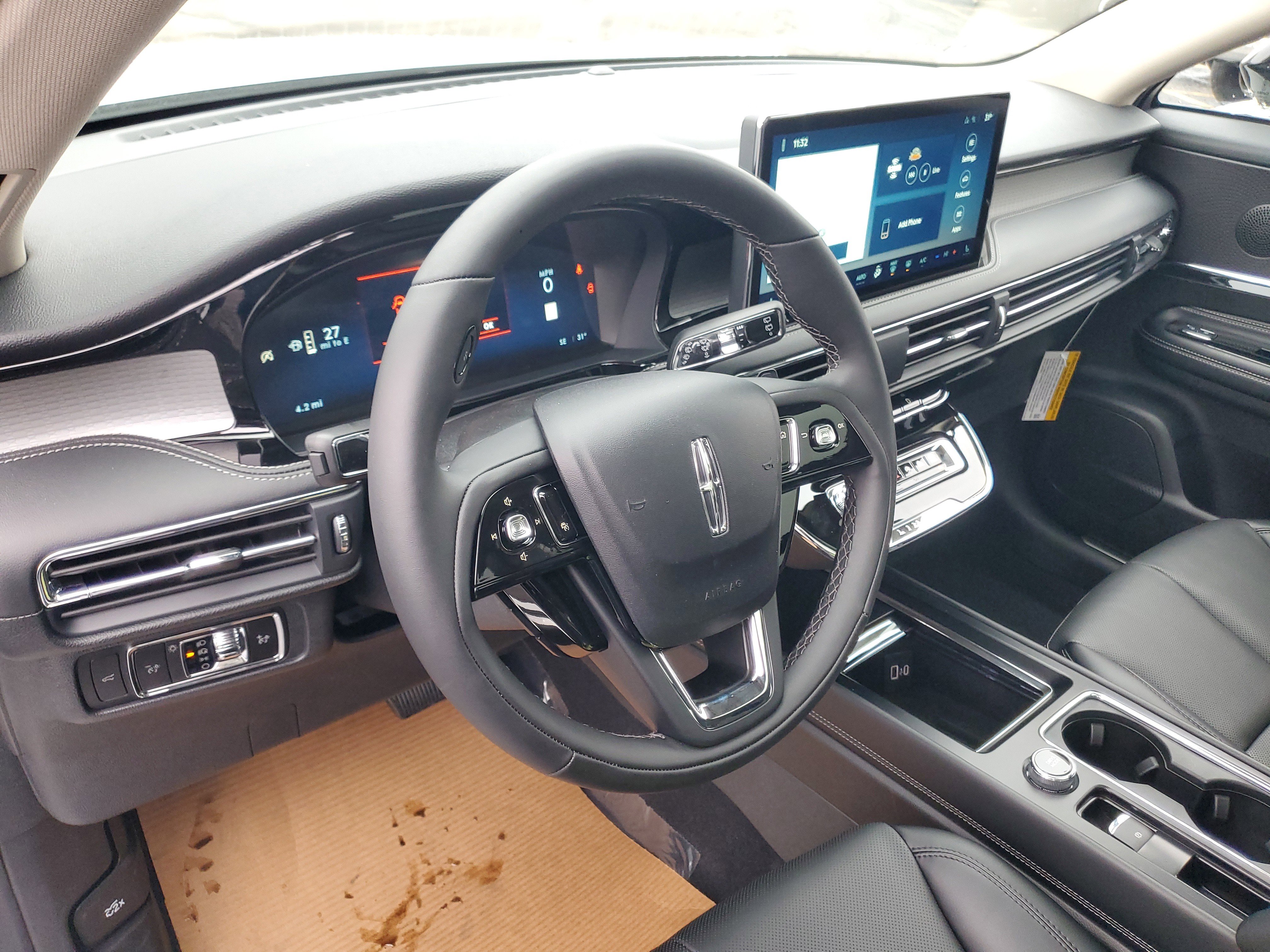 New 2026 Lincoln Corsair Premiere image 13