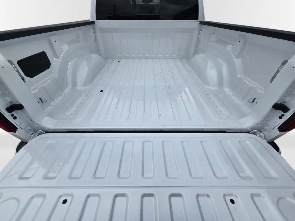 New 2026 RAM 1500 Laramie AWD/4WD image 31