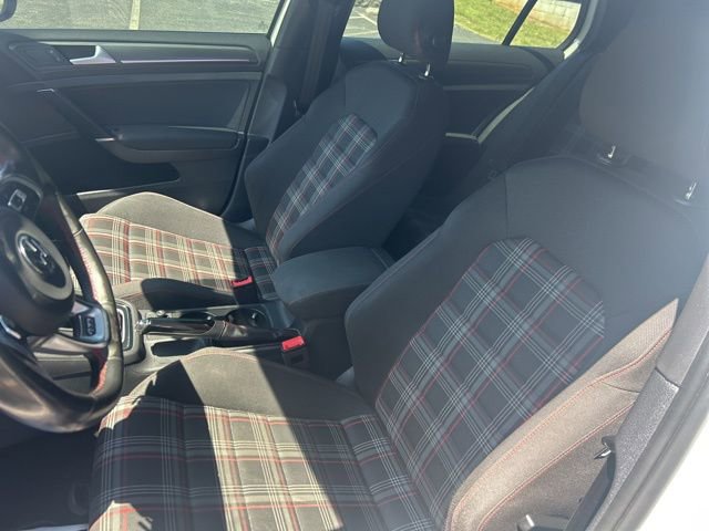 Used 2019 Volkswagen Golf 4-Door FWD image 8