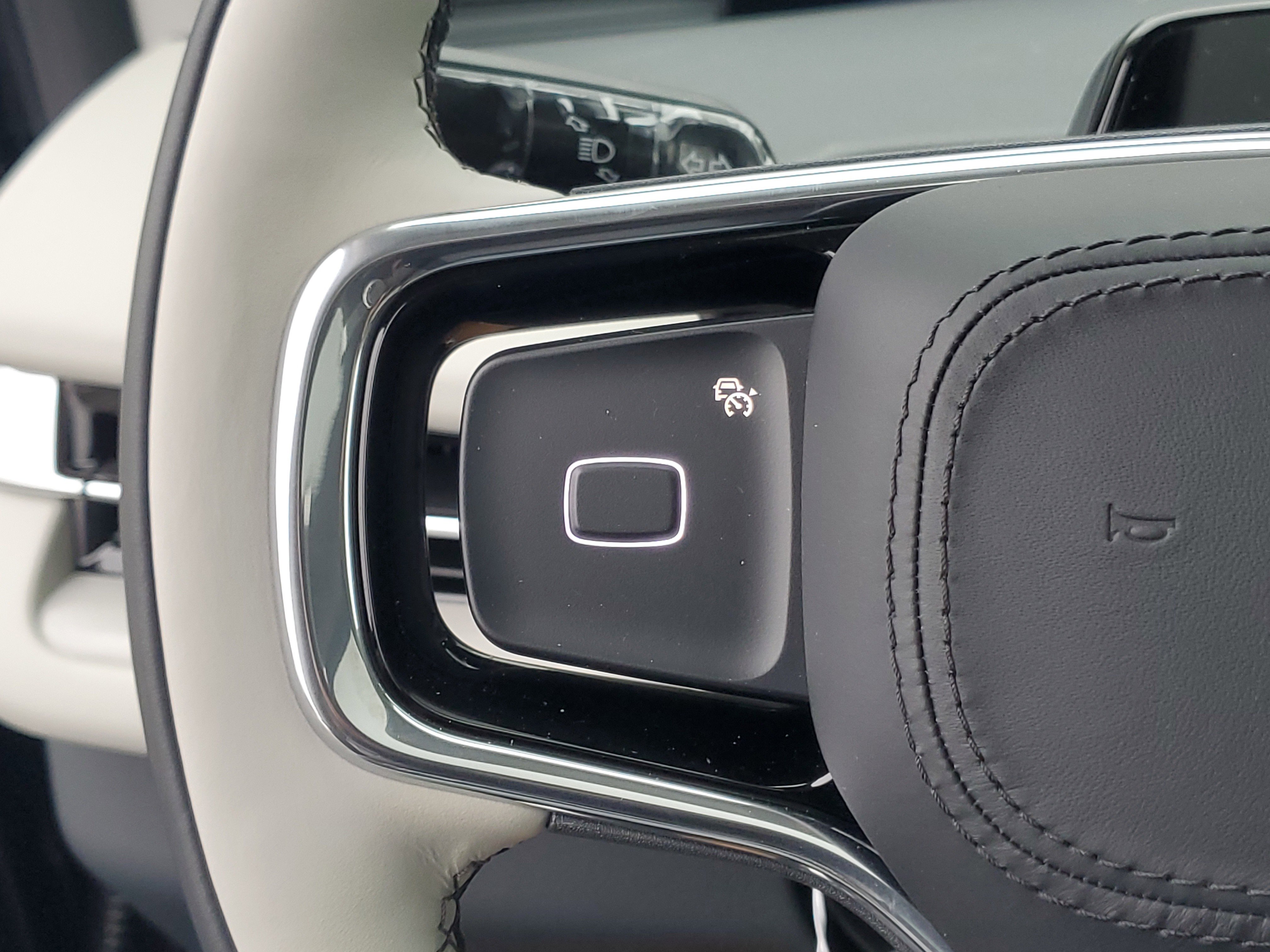 New 2025 Lincoln Navigator Reserve image 17