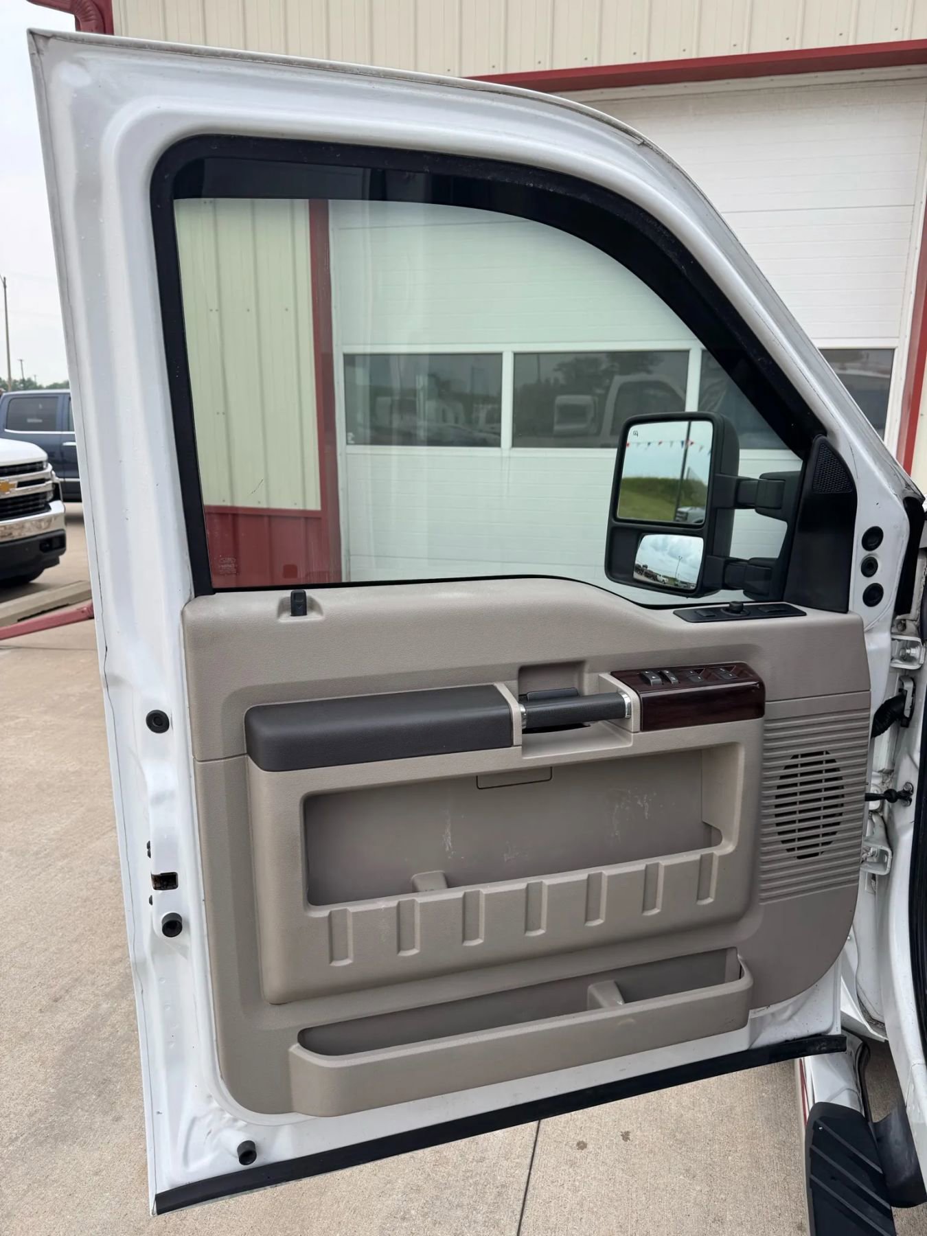 Used 2008 Ford F450 Lariat AWD/4WD image 4