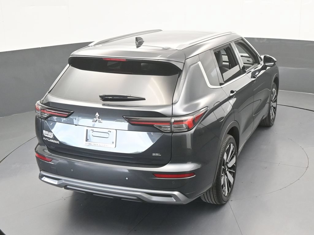 New 2026 Mitsubishi Outlander SEL FWD image 56