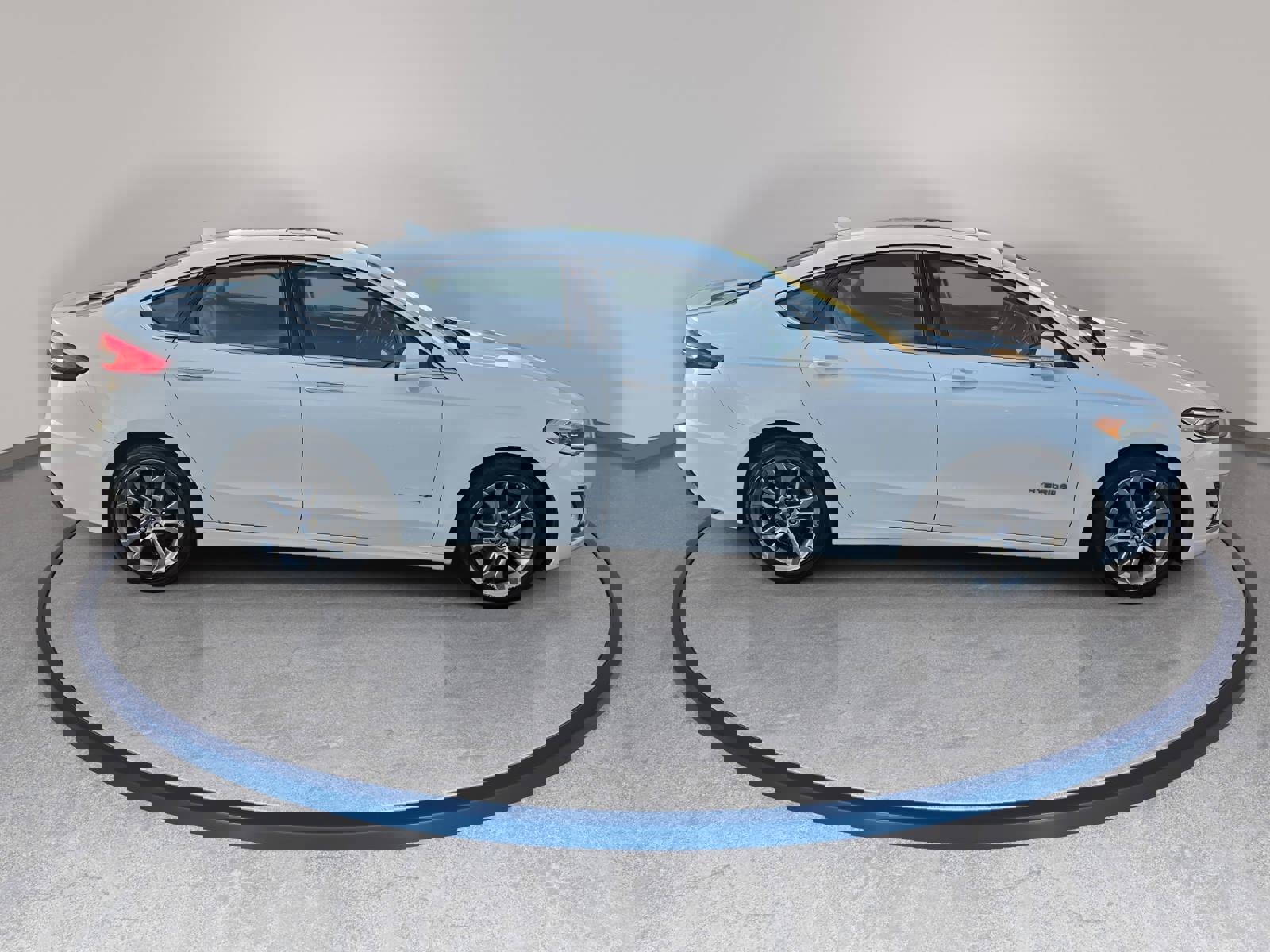 Used 2019 Ford Fusion Titanium image 4