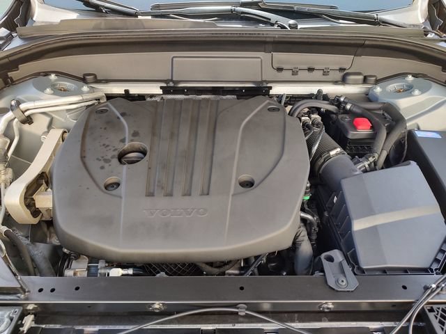 Used 2023 Volvo XC60 B5 Plus w/ Protection Package FWD image 30