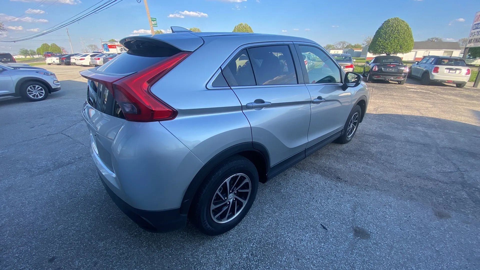 Used 2020 Mitsubishi Eclipse Cross ES FWD image 5