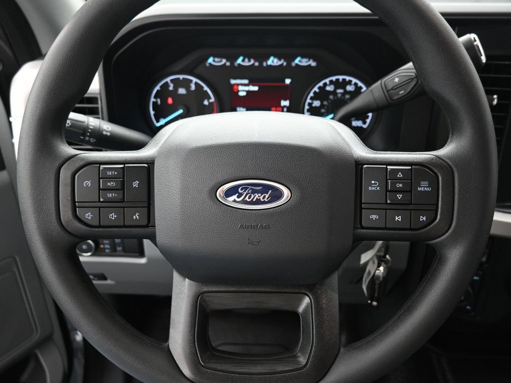 New 2026 Ford F350 XL w/ FX4 Off-Road Package AWD/4WD image 7