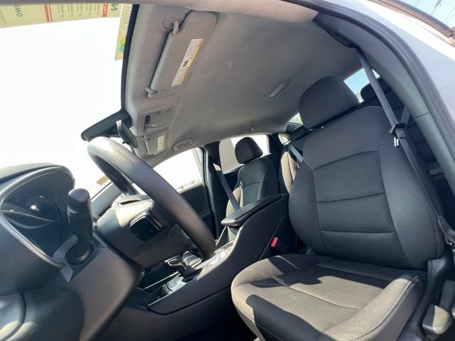 Used 2022 Chevrolet Malibu LS FWD image 17