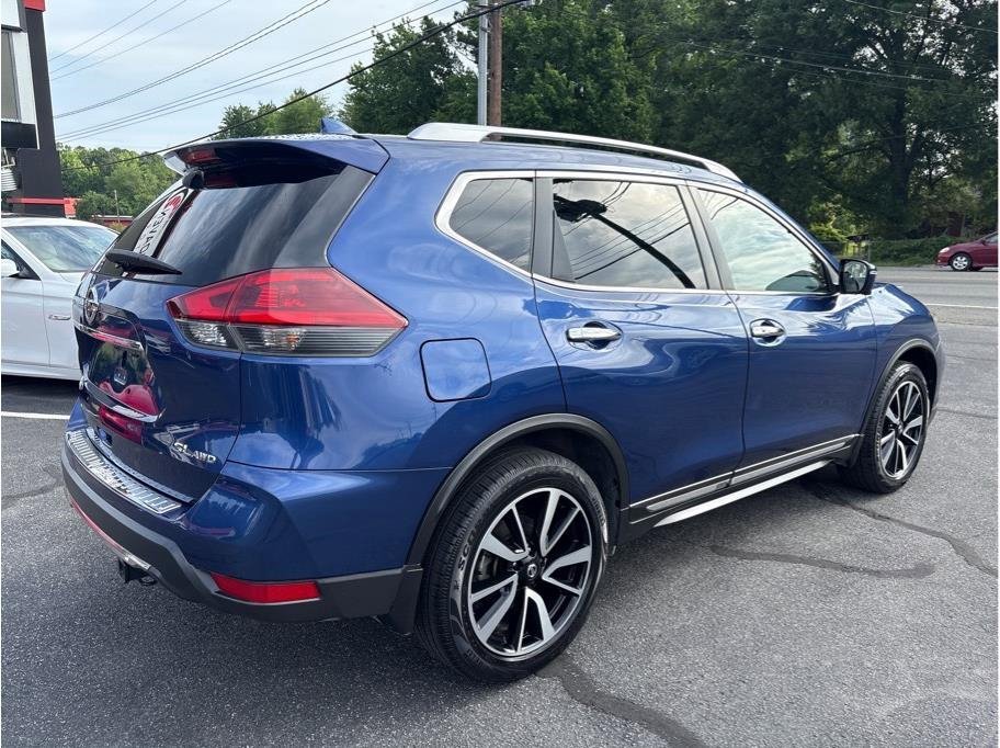 Used 2018 Nissan Rogue SL w/ Premium Package image 6