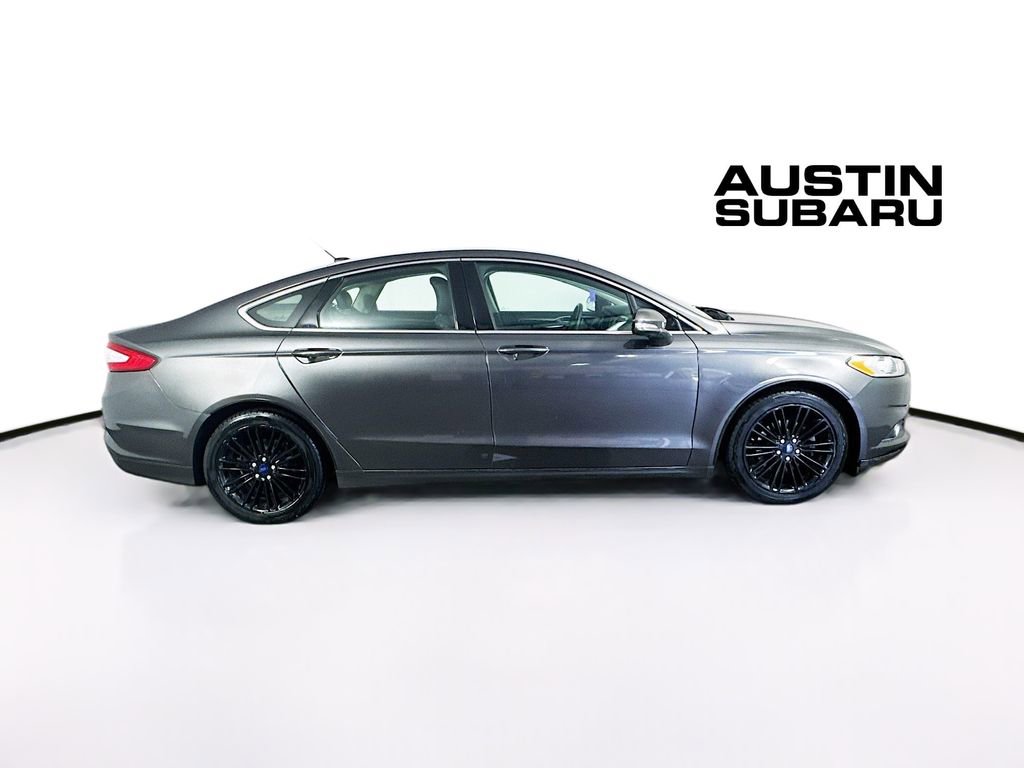 Used 2016 Ford Fusion SE w/ Equipment Group 202A FWD image 8