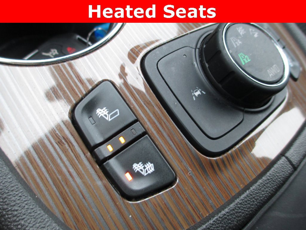 Used 2023 GMC Acadia SLE w/ Driver Convenience Package image 16