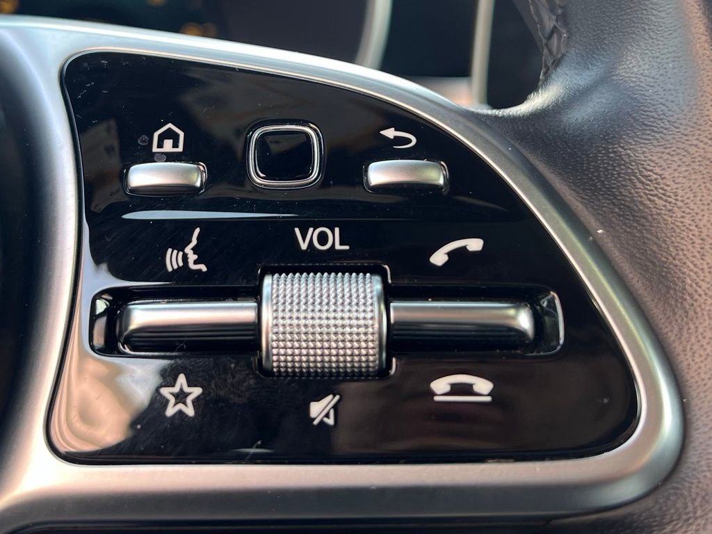 Certified 2022 Mercedes-Benz GLC 300 4MATIC image 32