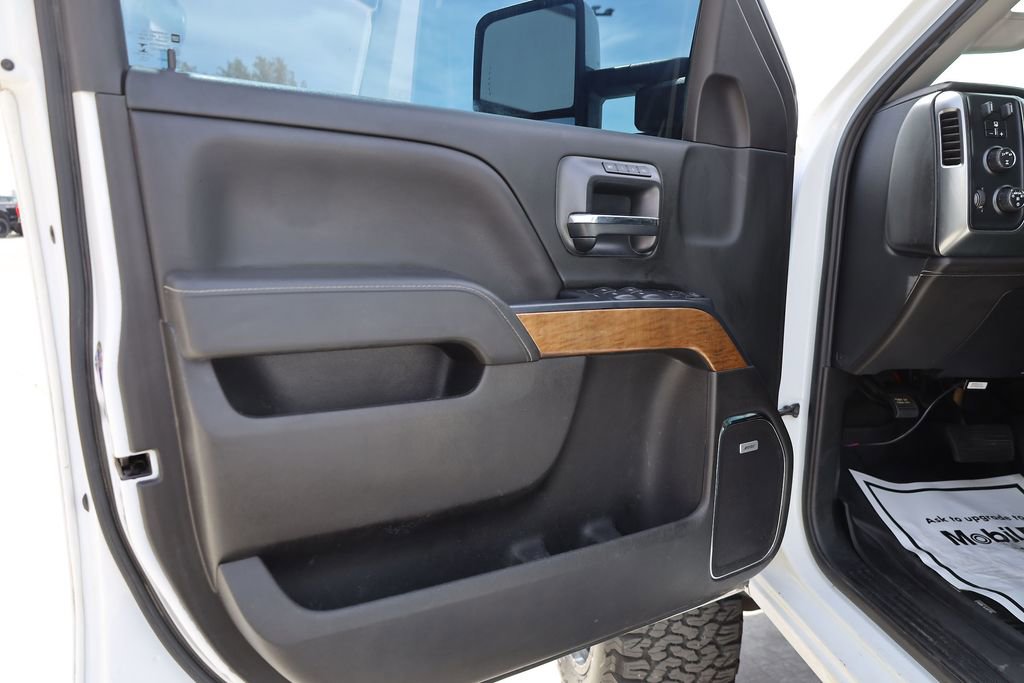 Used 2018 Chevrolet Silverado 2500 LTZ w/ Duramax Plus Package image 10