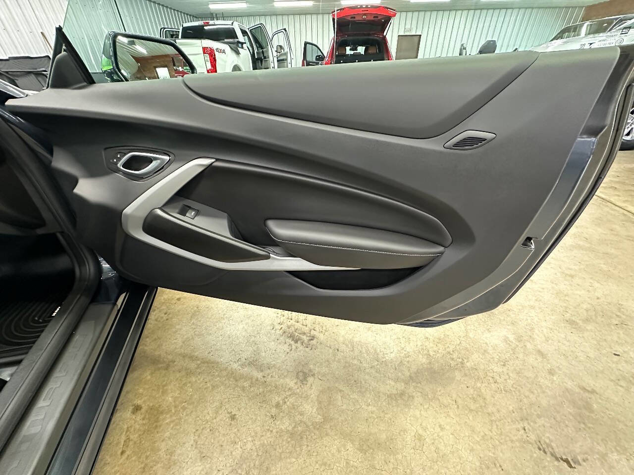 Used 2022 Chevrolet Camaro SS RWD image 36